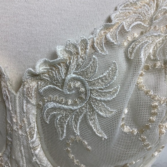 Lunaire Seville Shear Lace Full Coverage Ivory Wired Bra SZ 38D EUC - Picture 2 of 12